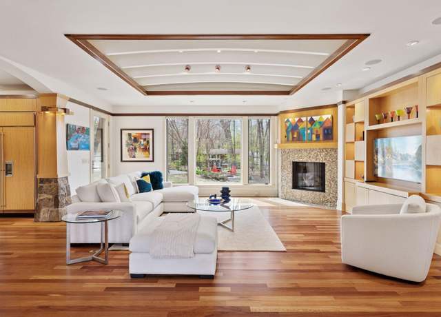 Property at 20895 Spencer Ln, Shorewood, MN 55331, 6 beds, 7 baths