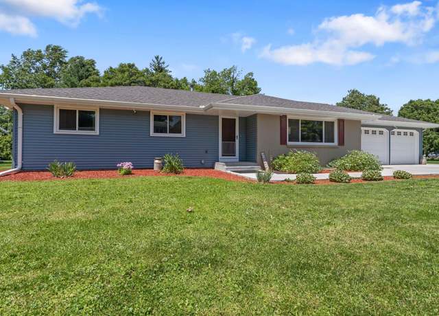 Property at 150 Outer Dr, Le Sueur, MN 56058, 5 beds, 3 baths