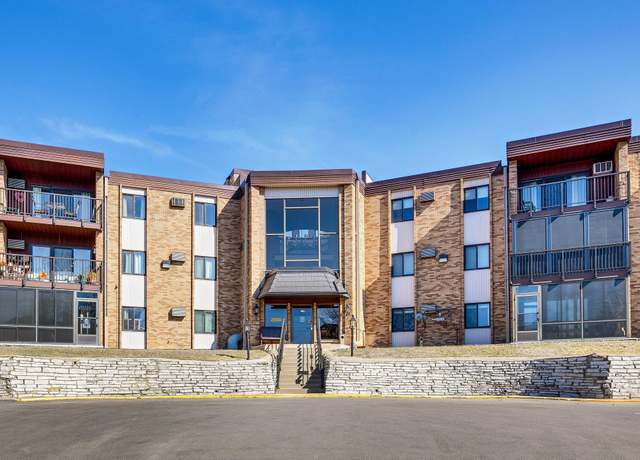 Property at 2690 Oxford St N #226, Roseville, MN 55113, 2 beds, 2 baths