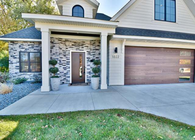Property at 1022 Gardner St E, Wayzata, MN 55391, 4 beds, 4 baths