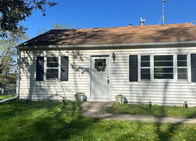 Property at 1707 Hillview Ln SE, Rochester, MN 55904, 2 beds, 1 bath