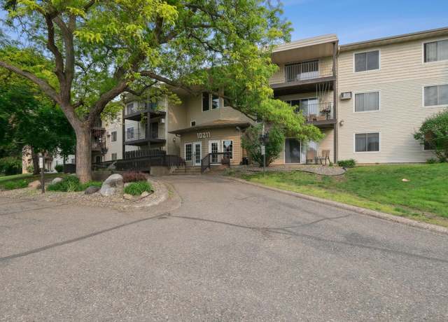 Property at 10211 Cedar Lake Rd #104, Minnetonka, MN 55305, 2 beds, 2 baths