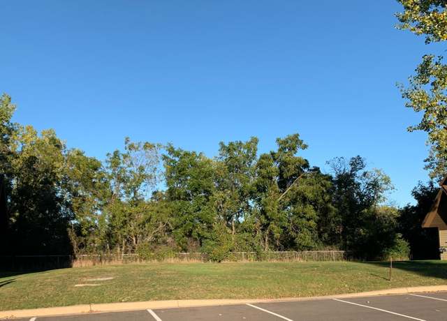 Property at 2121 E County Road D, Maplewood, MN 55109