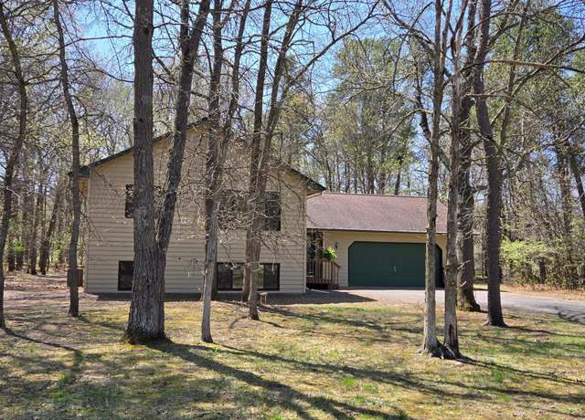 Property at 14595 Lynndale Ln, Baxter, MN 56425, 4 beds, 2 baths