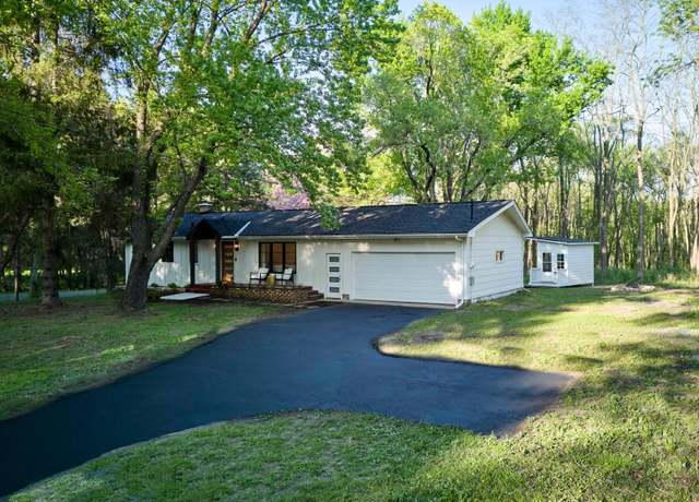 Property at 1795 Nolan Ave N, West Lakeland Twp, MN 55082, 4 beds, 2 baths