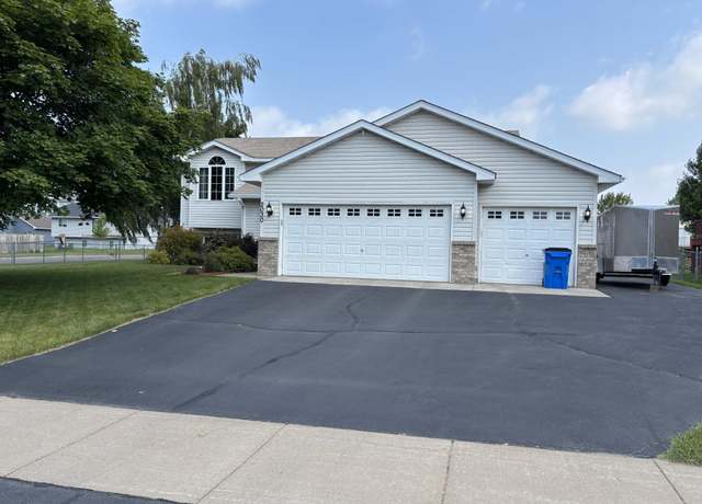 Property at 2030 Joes Lake Rd SE, Cambridge, MN 55008, 5 beds, 3 baths