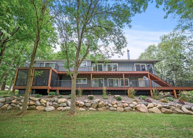 Property at 6230 Elm Ridge Cir, Corcoran, MN 55340, 6 beds, 3 baths