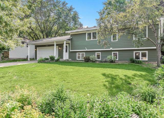 Property at 8563 72nd St S, Cottage Grove, MN 55016, 4 beds, 2 baths