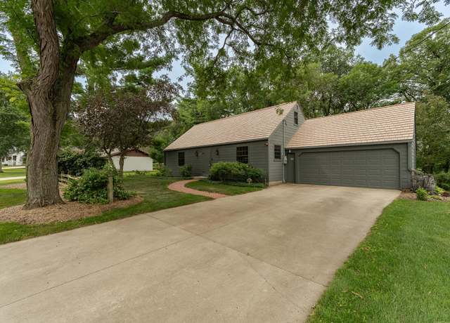 Property at 2645 Riverside Ln NE, Rochester, MN 55906, 4 beds, 3 baths