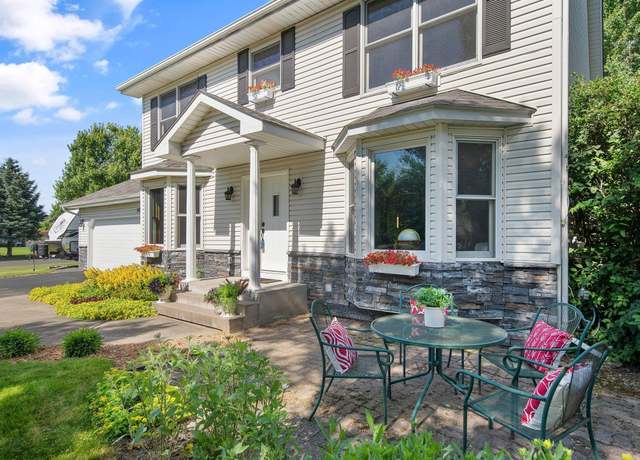 Property at 5920 Bayberry Dr, White Bear Lake, MN 55110, 4 beds, 4 baths