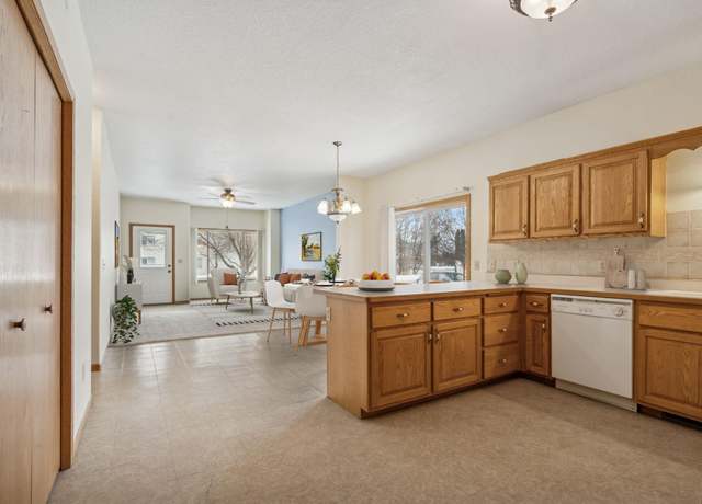 Property at 1010 3rd Ave NE Unit D, Buffalo, MN 55313, 2 beds, 1 bath
