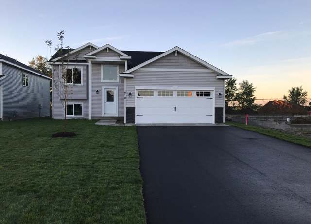 Property at 23698 Lily St NW, Saint Francis, MN 55070, 2 beds, 1 bath