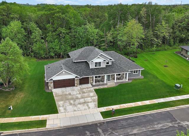Property at 3402 Topaz Pkwy S, Saint Cloud, MN 56301, 4 beds, 4 baths