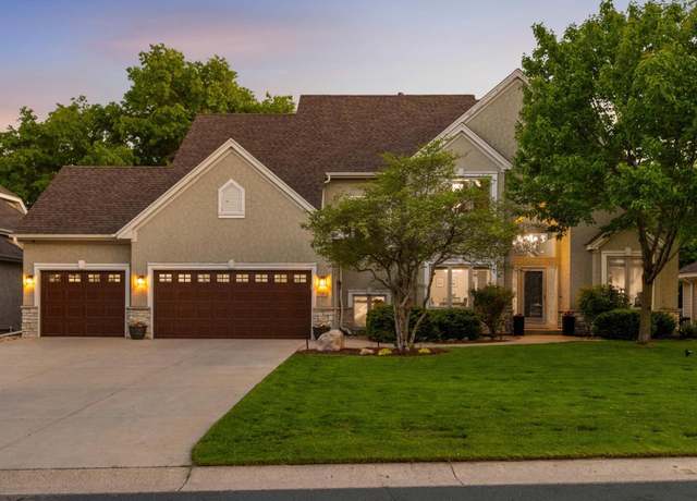 Property at 3583 Woodland Trl, Eagan, MN 55123, 5 beds, 4 baths