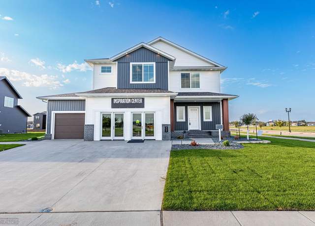 Property at 904 51st Ave W, West Fargo, ND 58078, 4 beds, 4 baths