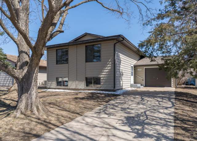 Property at 1105 S Valley St, New Ulm, MN 56073, 4 beds, 2 baths