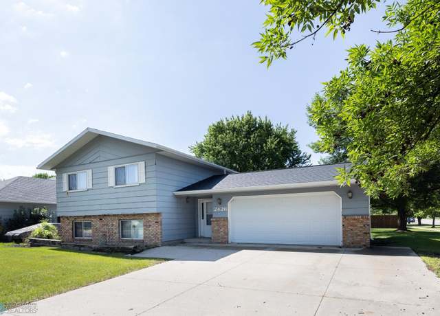 Property at 2426 34 1/2 Ave S, Fargo, ND 58104, 4 beds, 2 baths