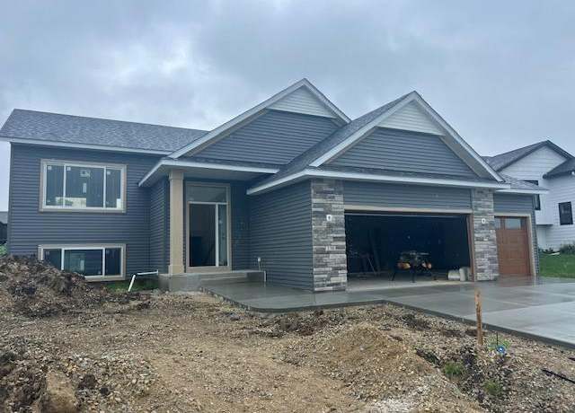 Property at 239 Stonelake Dr SE, Rochester, MN 55904, 3 beds, 2 baths