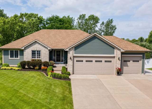 Property at 7317 Brian Dr, Centerville, MN 55038, 5 beds, 4 baths