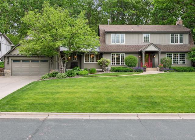 Property at 6208 Loch Moor Dr, Edina, MN 55439, 4 beds, 4 baths
