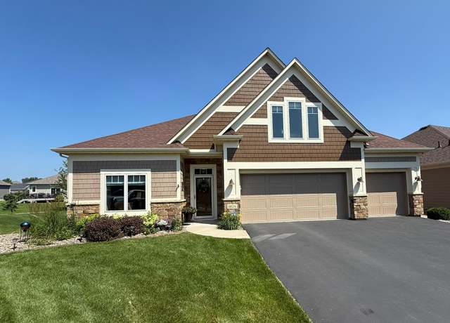 Property at 8824 Upper 7th Pl N, Lake Elmo, MN 55042, 3 beds, 2 baths