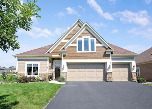 Property at 8824 Upper 7th Pl N, Lake Elmo, MN 55042, 3 beds, 2 baths
