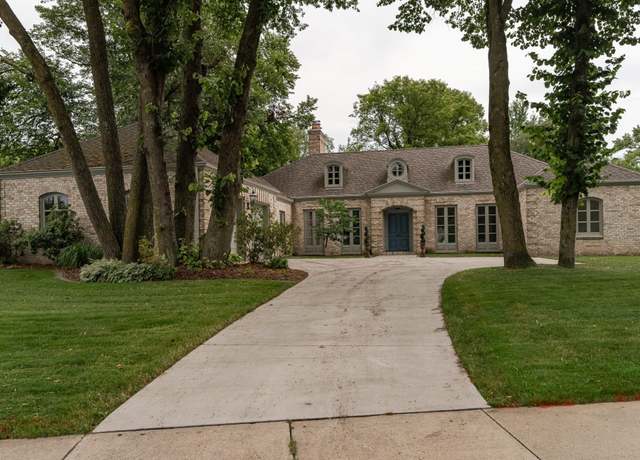 Property at 910 Folwell Dr SW, Rochester, MN 55902, 5 beds, 5 baths