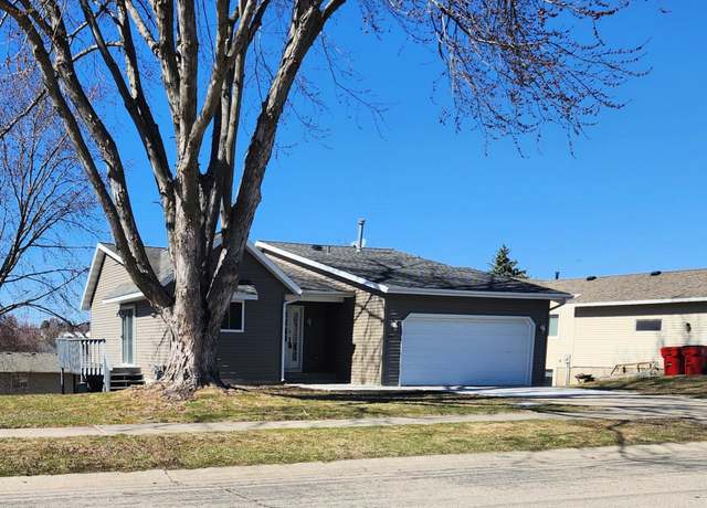 Property at 4417 3rd St NW, Rochester, MN 55901, 4 beds, 2 baths