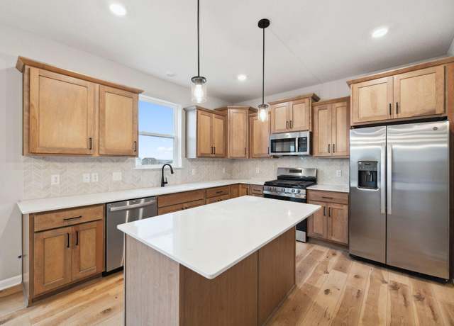 Property at 1061 Annagaire Curv, Rosemount, MN 55068, 3 beds, 3 baths