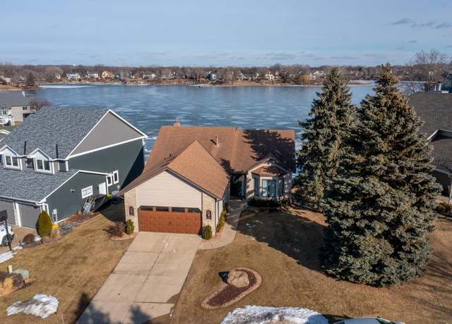 Property at 15940 Hyland Pointe Ct, Apple Valley, MN 55124, 3 beds, 3 baths