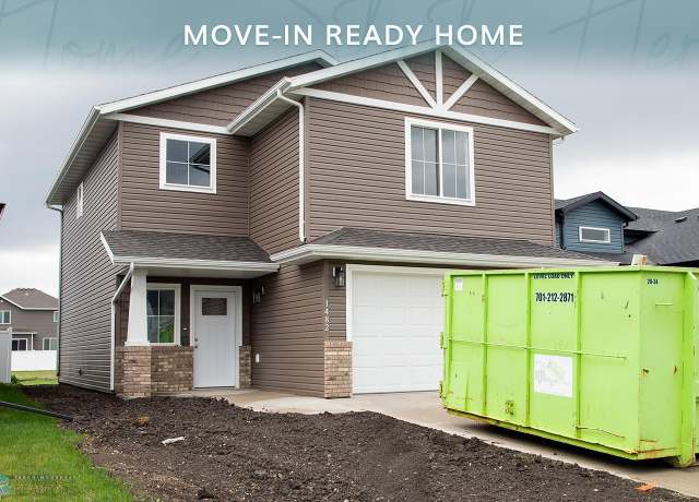 Property at 1482 69th Ave S, Fargo, ND 58104, 3 beds, 3 baths