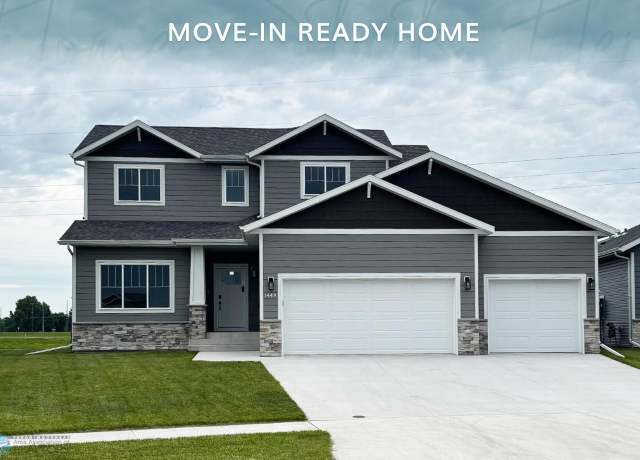 Property at 1449 66th Ave S, Fargo, ND 58104, 4 beds, 3 baths