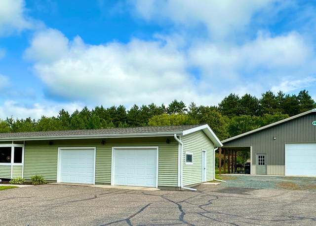 Property at 2087 118th St, Star Prairie, WI 54017, 4 beds, 3 baths
