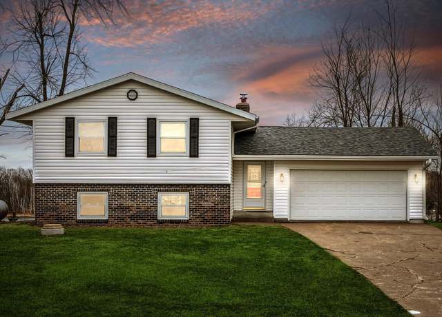 Property at 1794 W White Ash Dr, Apple River Twp, WI 54810, 3 beds, 2 baths