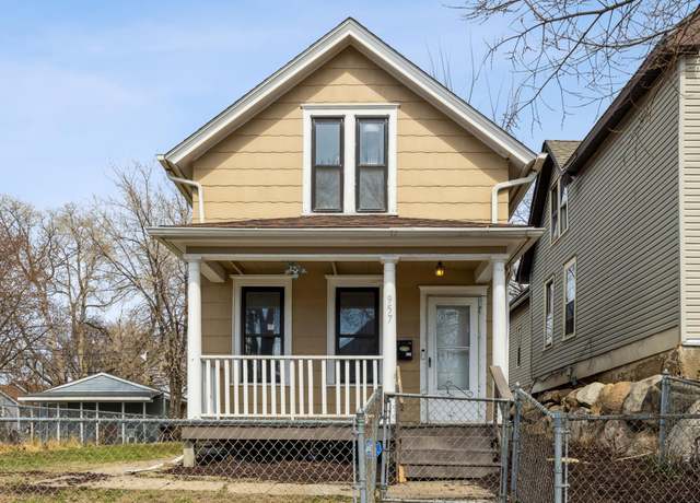 Property at 957 Euclid St, Saint Paul, MN 55106, 3 beds, 1 bath