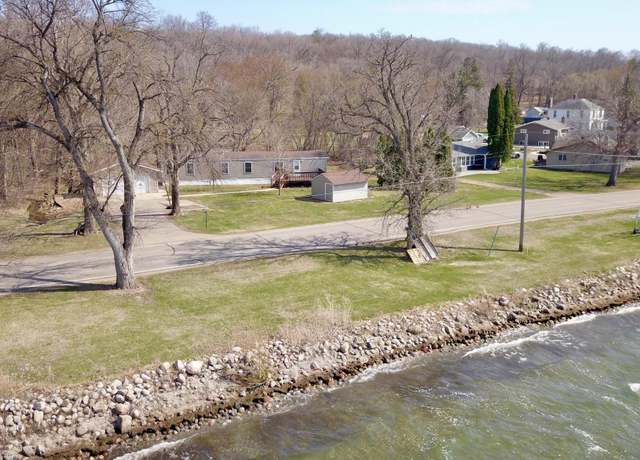 Property at 18654 S Lakeshore Dr, Glenwood, MN 56334, 3 beds, 1 bath