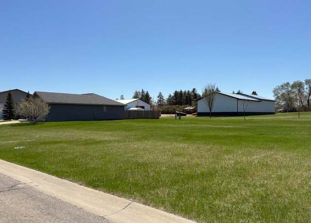 Property at 905 Red Willow Dr, Frazee, MN 56544