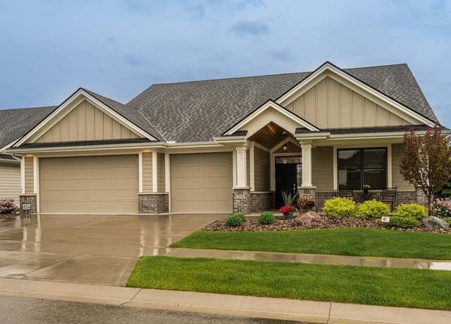 Property at 2720 Bentley Dr SW, Rochester, MN 55902, 3 beds, 2 baths
