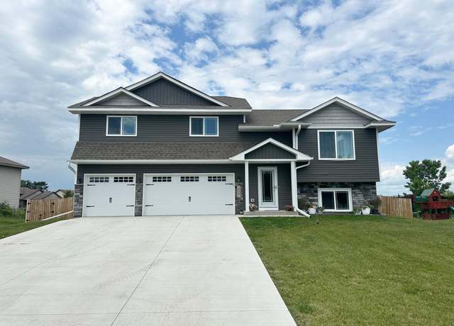 Property at 830 Nelson Ave, Mora, MN 55051, 3 beds, 2 baths