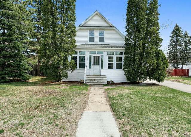 Property at 407 3rd St SE, Little Falls, MN 56345, 3 beds, 2 baths