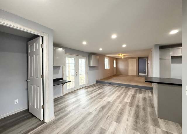 Property at 11097 Lakeview Heights Rd, Pokegama Twp, MN 55063, 4 beds, 1 bath