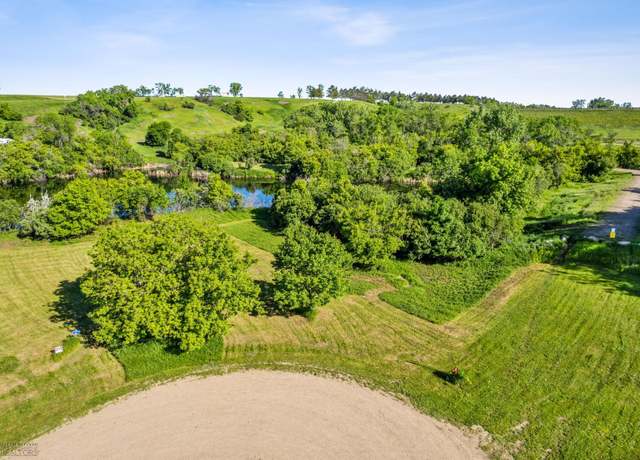 Property at 1807 Island Park Dr, Jamestown, ND 58401