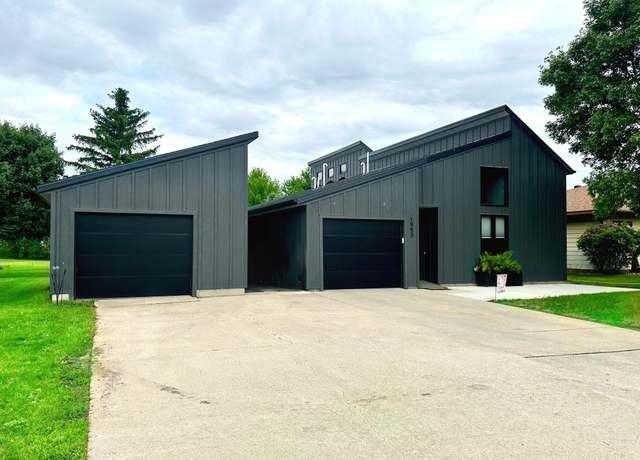 Property at 1953 Cecilee St, Worthington, MN 56187, 3 beds, 2 baths