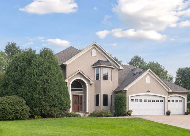 Property at 2906 Butternut Dr, Chaska, MN 55318, 5 beds, 4 baths
