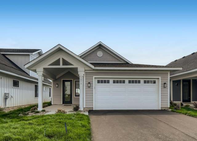 Property at 5268 216th St W, Farmington, MN 55024, 3 beds, 3 baths