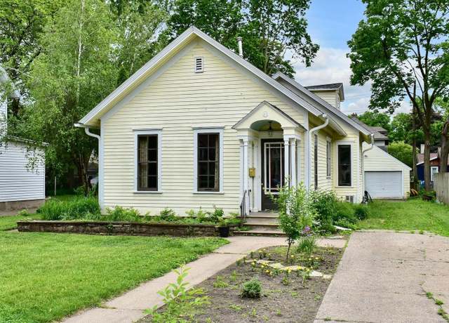 Property at 415 W Wabasha St, Winona, MN 55987, 3 beds, 1 bath