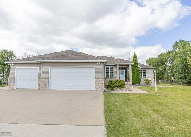 Property at 5209 73rd St S, Horace, ND 58047, 4 beds, 3 baths