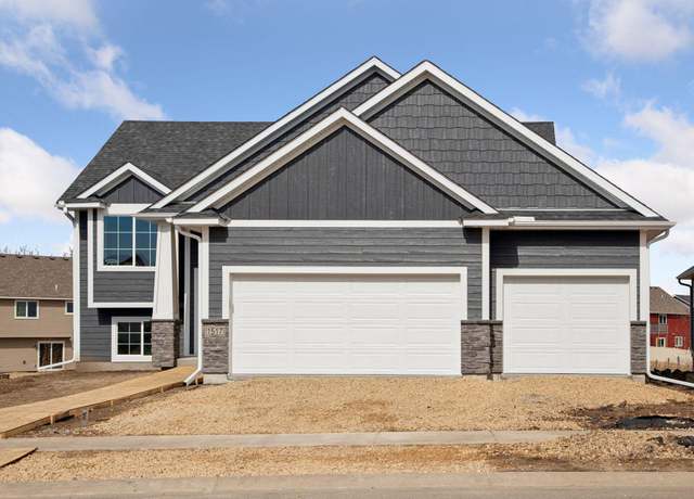Property at 1517 Spruce St, Farmington, MN 55024, 5 beds, 3 baths