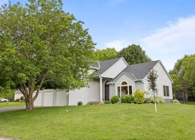 Property at 6360 Teton Ln, Chanhassen, MN 55317, 4 beds, 3 baths
