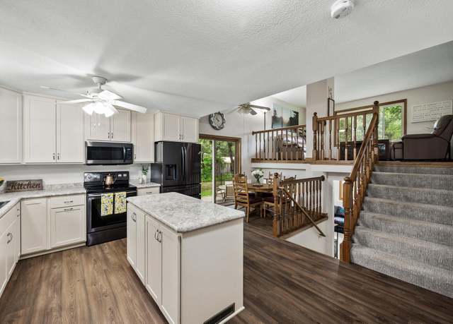 Property at 15607 Kumquat St NW, Andover, MN 55304, 4 beds, 2 baths
